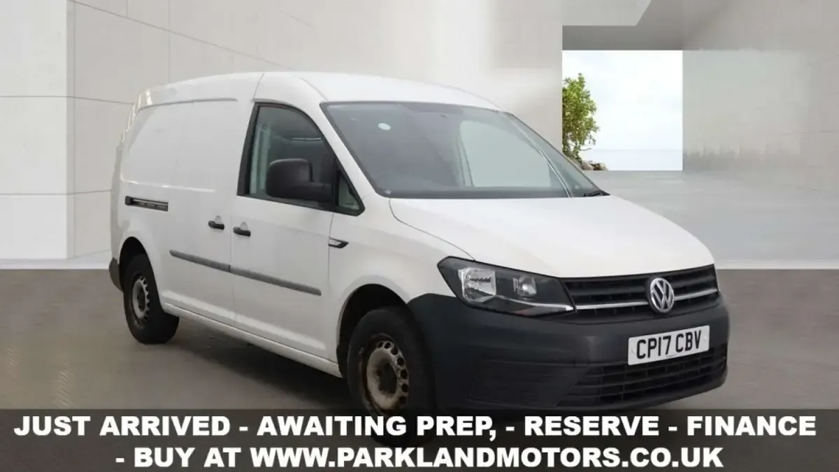Usado VW Caddy Startline 102 HP (75 kW) 2017 Branco Monovolume