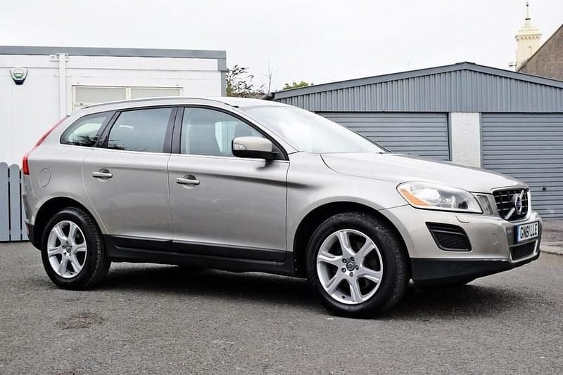 Used Volvo XC60 SE Lux 163 HP (119 kW) 2012 Silver SUV