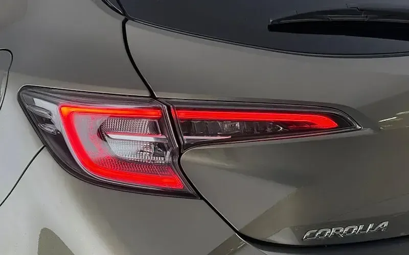 Used Toyota Corolla 184 HP (135 kW) 2019 Grey Hatchback