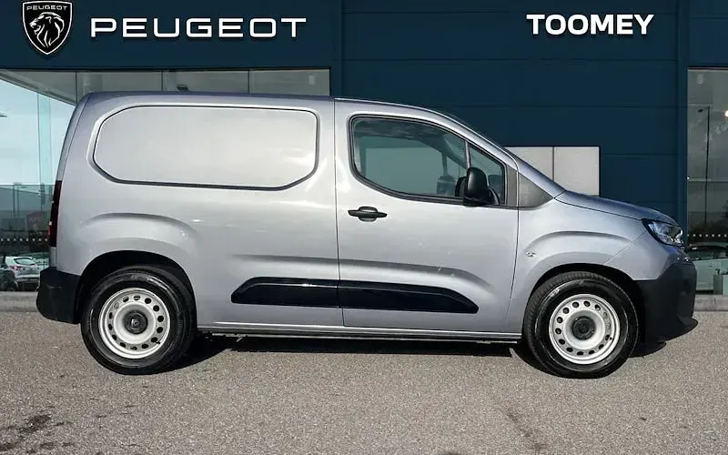 Used Peugeot E-Partner 100 kW (136 HP) 2024 Grey MPV