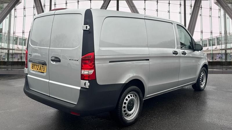 Used Mercedes Vito Progressive 136 HP (100 kW) 2022 Silver Van
