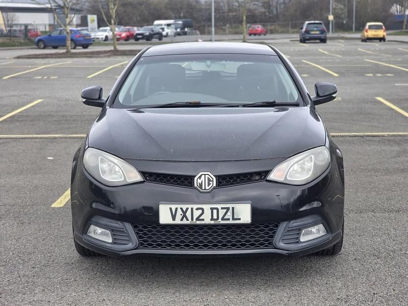 Used MG MG6 SE 160 HP (117 kW) 2012 Black Hatchback