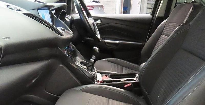 Used Ford Kuga Titanium 2018 White SUV