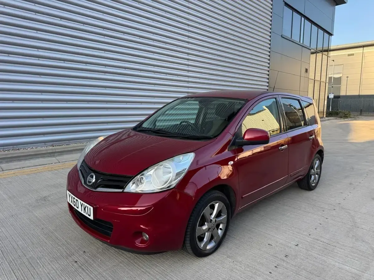 Używany Nissan Note N-TEC 110 KM (80 kW) 2010 Czerwony Hatchback