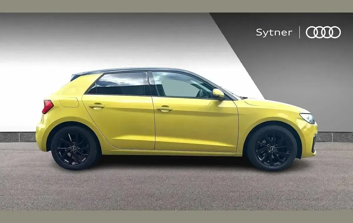 Used Audi A1 Sport 108 HP (79 kW) 2023 Yellow SUV