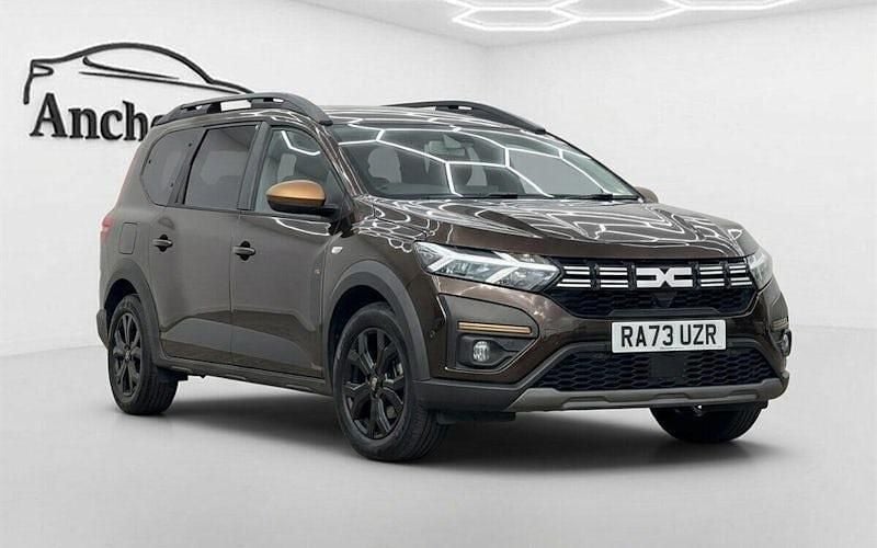 Używany Dacia Jogger Extreme 141 KM (103 kW) 2025 Minivan