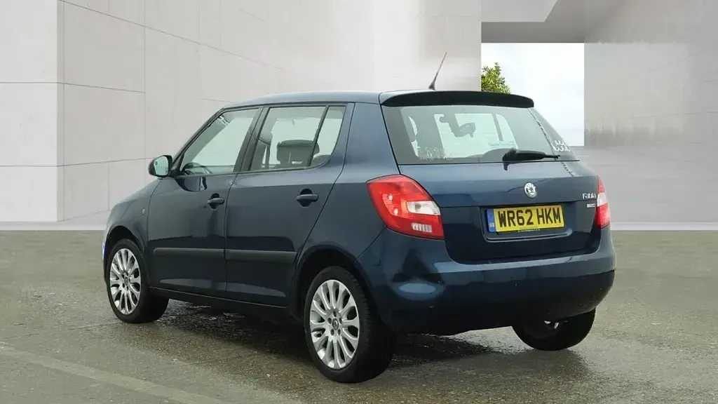 Used Skoda Fabia Elegance 105 HP (77 kW) 2013 Blue Hatchback