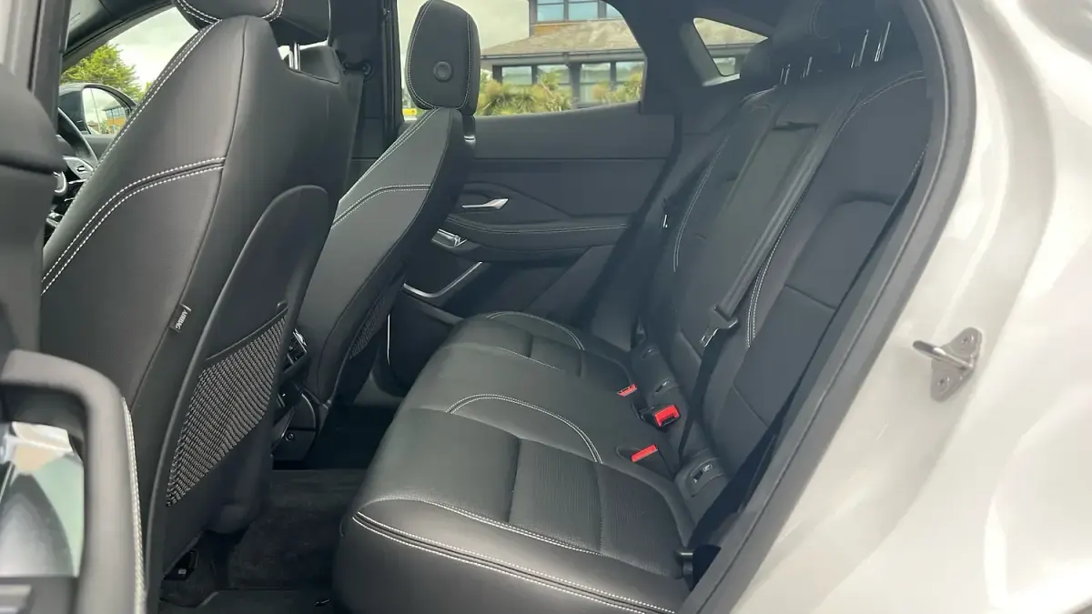Used Jaguar E-Pace R-Dynamic 204 HP (150 kW) 2024 White SUV