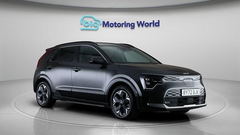 Used Kia e-Niro 147 kW (201 HP) 2023 SUV