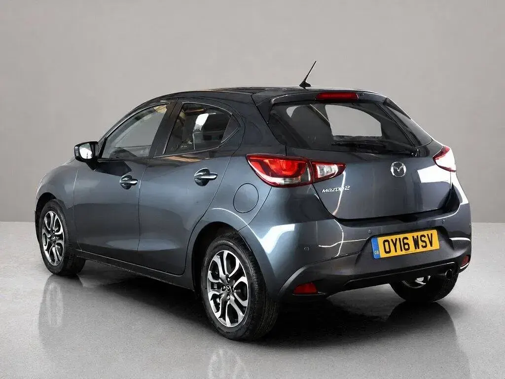 Used Mazda 2 Edition 88 HP (64 kW) 2016 Grey Hatchback
