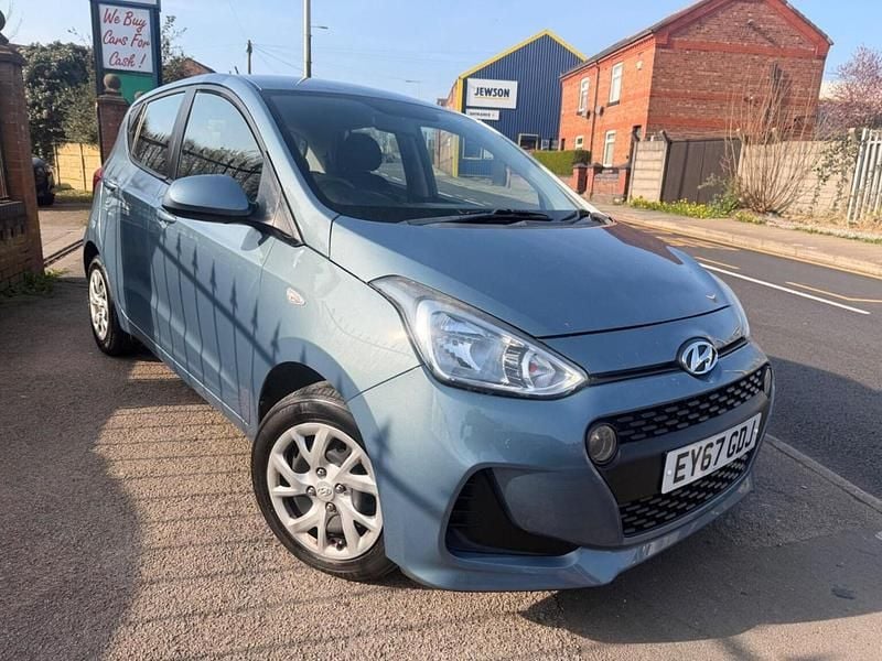 Used Hyundai i10 SE 87 HP (63 kW) 2017 Blue Hatchback