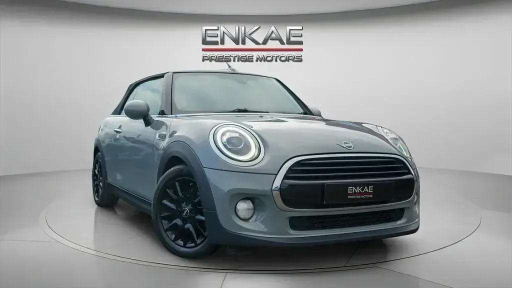 Begagnad Mini Cooper Cabriolet Classic 136 HK (100 kW) 2019 Grå Cab