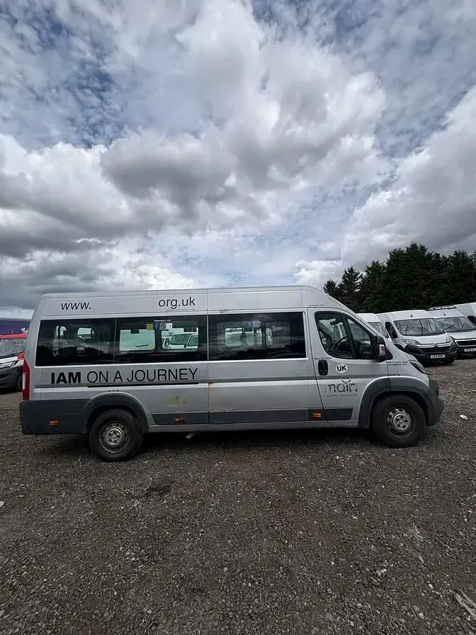 Used Peugeot Boxer 130 HP (95 kW) 2017 Silver Van