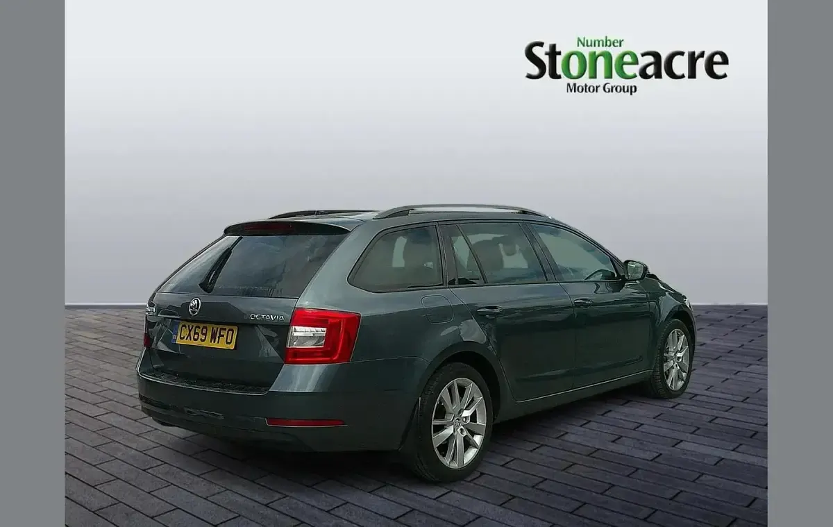 Used Skoda Octavia SE L 150 HP (110 kW) 2019 Grey Estate