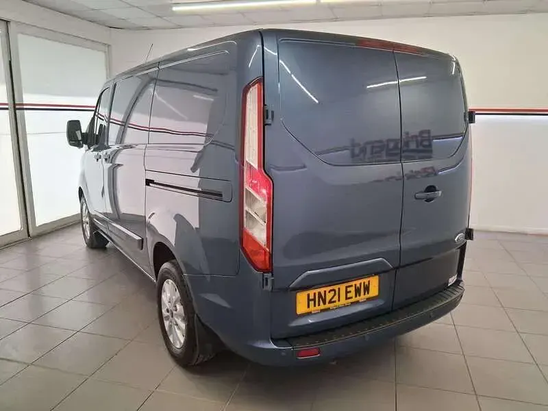 Used Ford Transit Custom Limited 170 HP (125 kW) 2021 Blue Van