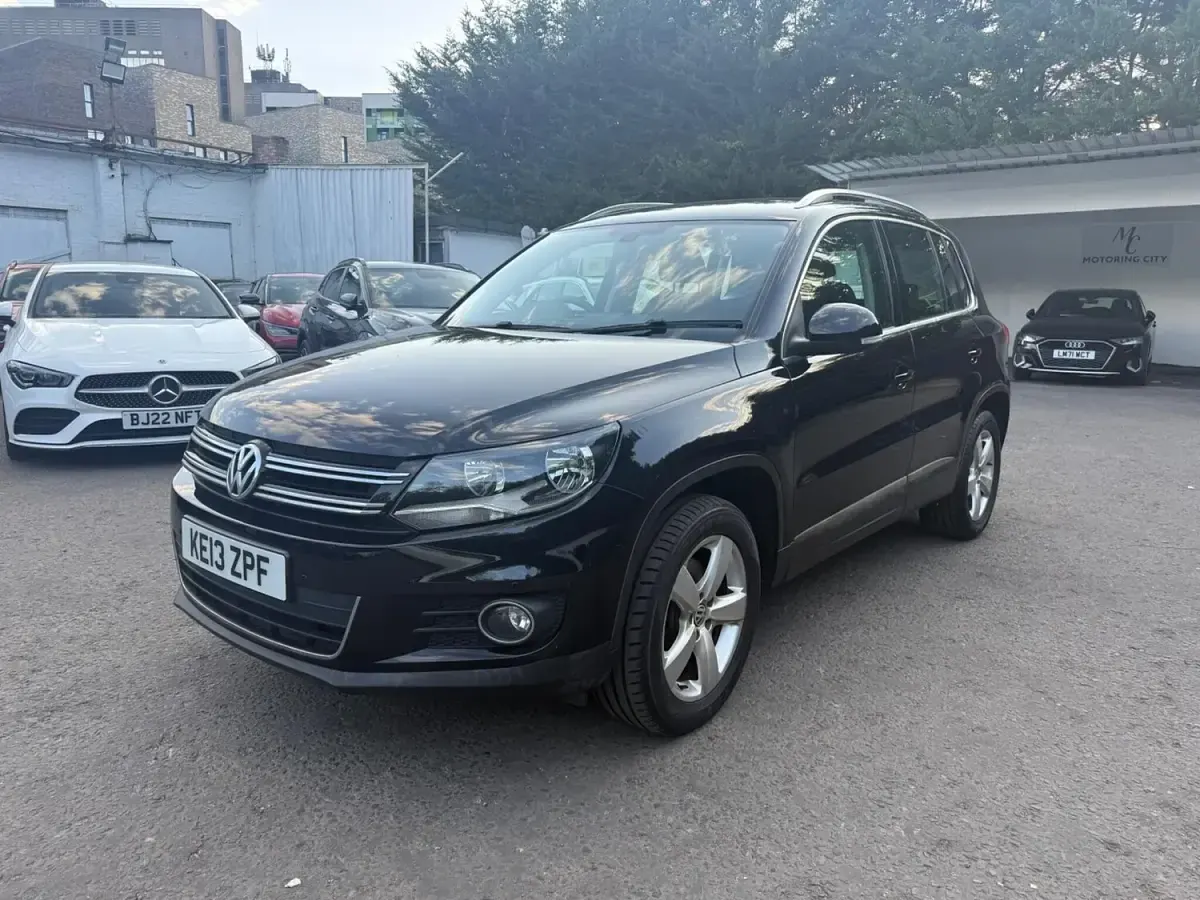 Used VW e-Golf 99 kW (135 HP) 2019 Black Hatchback