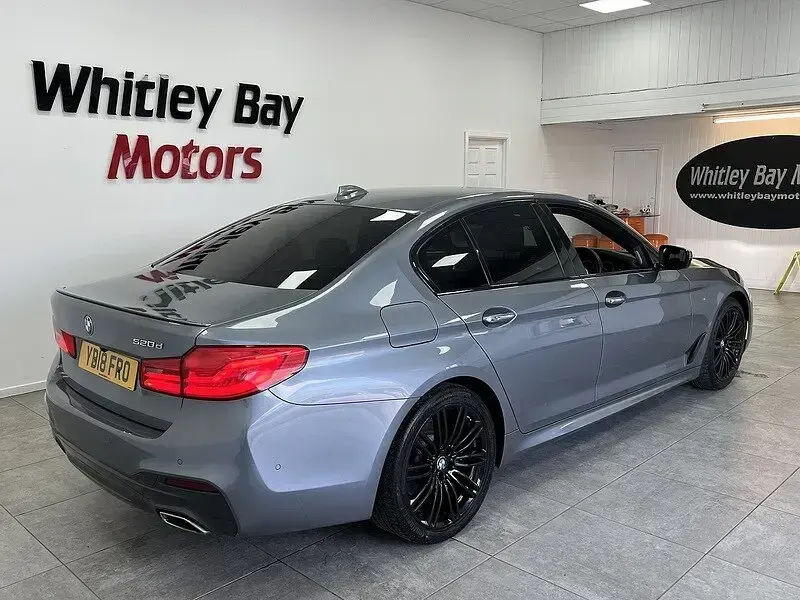 Used BMW 520 M Sport 187 HP (137 kW) 2018 Blue Sedan