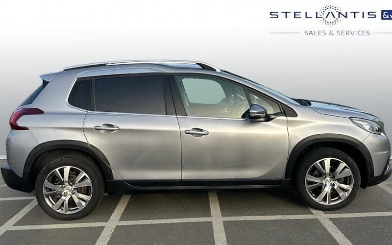 Used Peugeot 2008 Allure 110 HP (80 kW) 2019 SUV