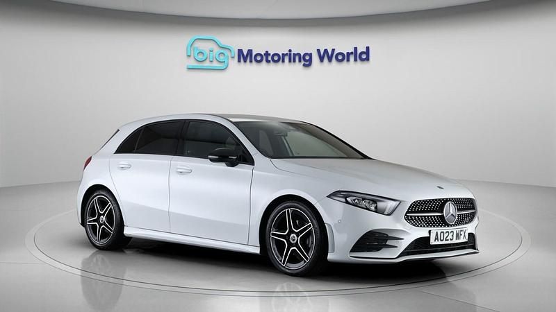 Used Mercedes A180 Executive 136 HP (100 kW) 2022 White Hatchback