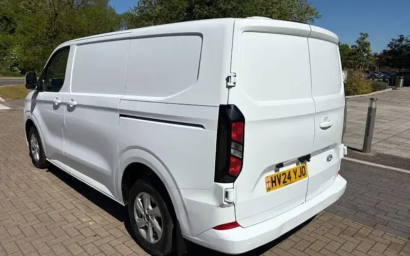 Usado Ford Transit Custom Limited 136 HP (100 kW) 2024 Branco Van