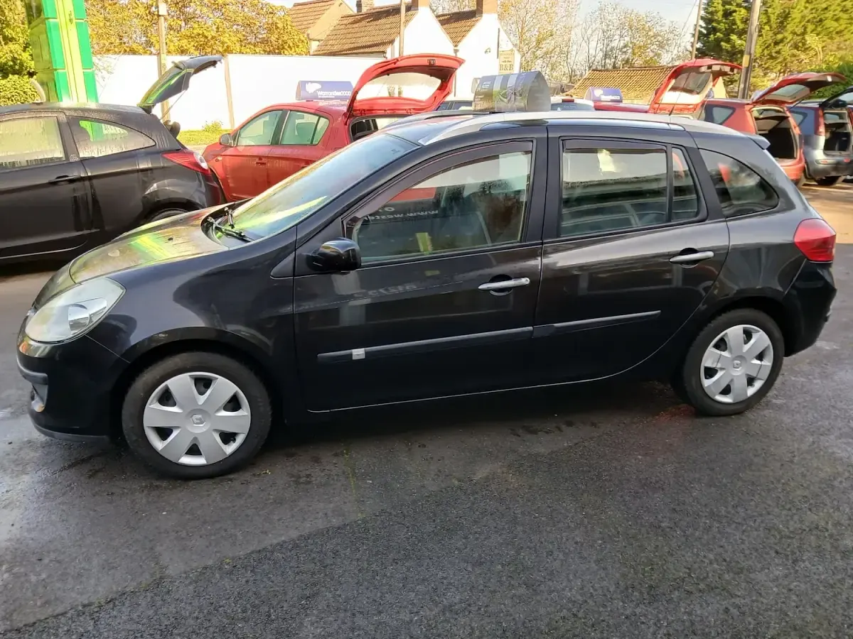 Used Renault Clio Dynamique 2008 Black Estate