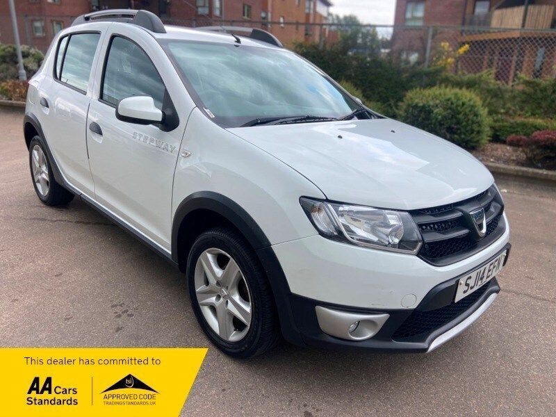 White Used 2014 Dacia Sandero Ambiance Hatchback | £2,995 (Good price) - Image 1/3