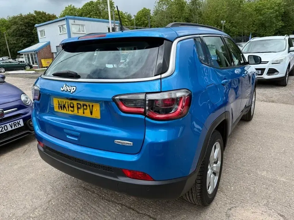 Begagnad Jeep Compass Longitude 140 HK (102 kW) 2019 Blå SUV