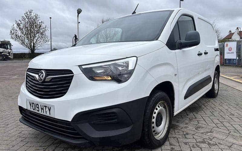 Used Vauxhall Combo Edition 102 HP (75 kW) 2019 MPV