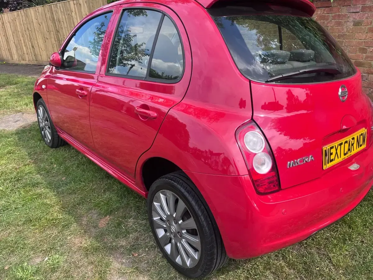 Used Nissan Micra 79 HP (58 kW) 2006 Red Hatchback