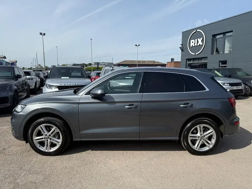 Used Audi Q5 S-Line 245 HP (180 kW) 2019 Grey SUV