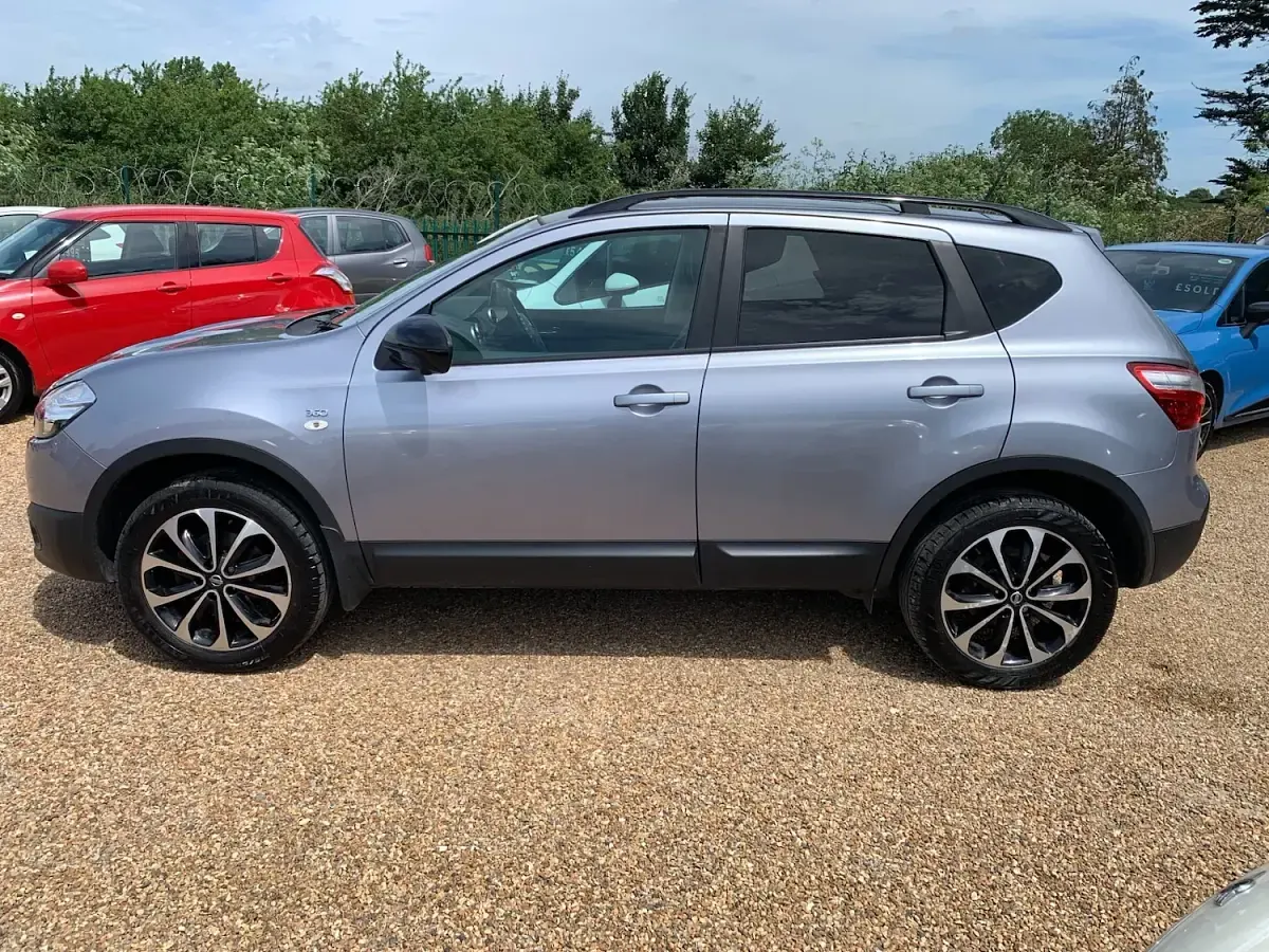 Used Nissan Qashqai 360º 110 HP (80 kW) 2013 Grey SUV