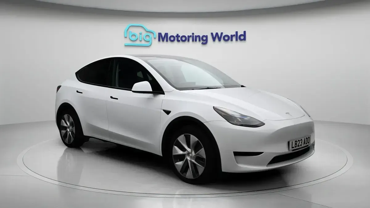 Używany Tesla Model Y RWD 219 kW (299 KM) 2023 SUV
