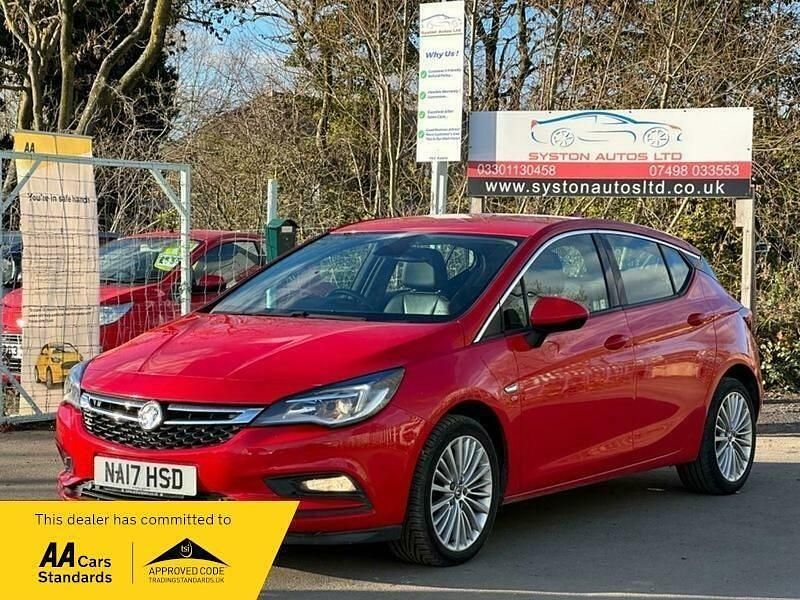 Used Vauxhall Astra Elite 136 HP (100 kW) 2017 Red Hatchback