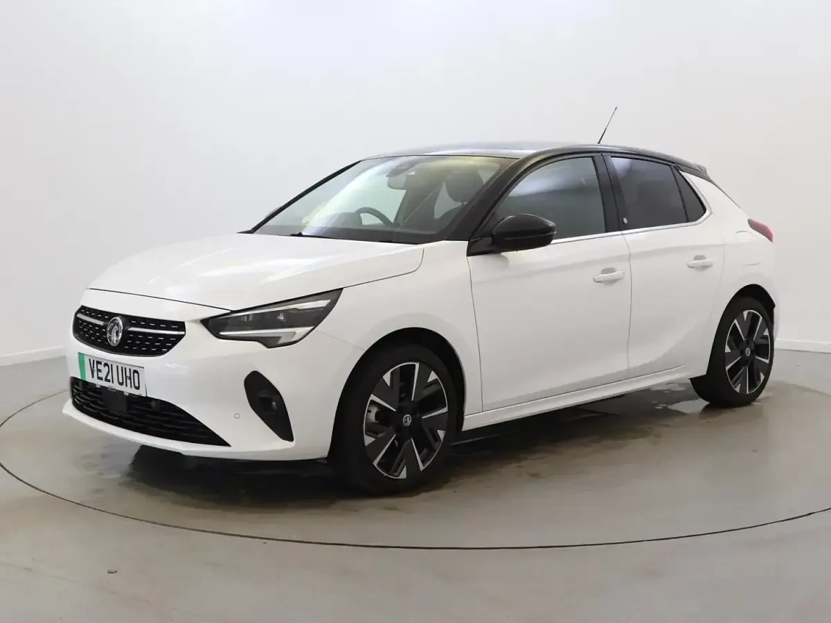 Usado Vauxhall Corsa-e Elite 100 kW (136 HP) 2021 Branco Citadino