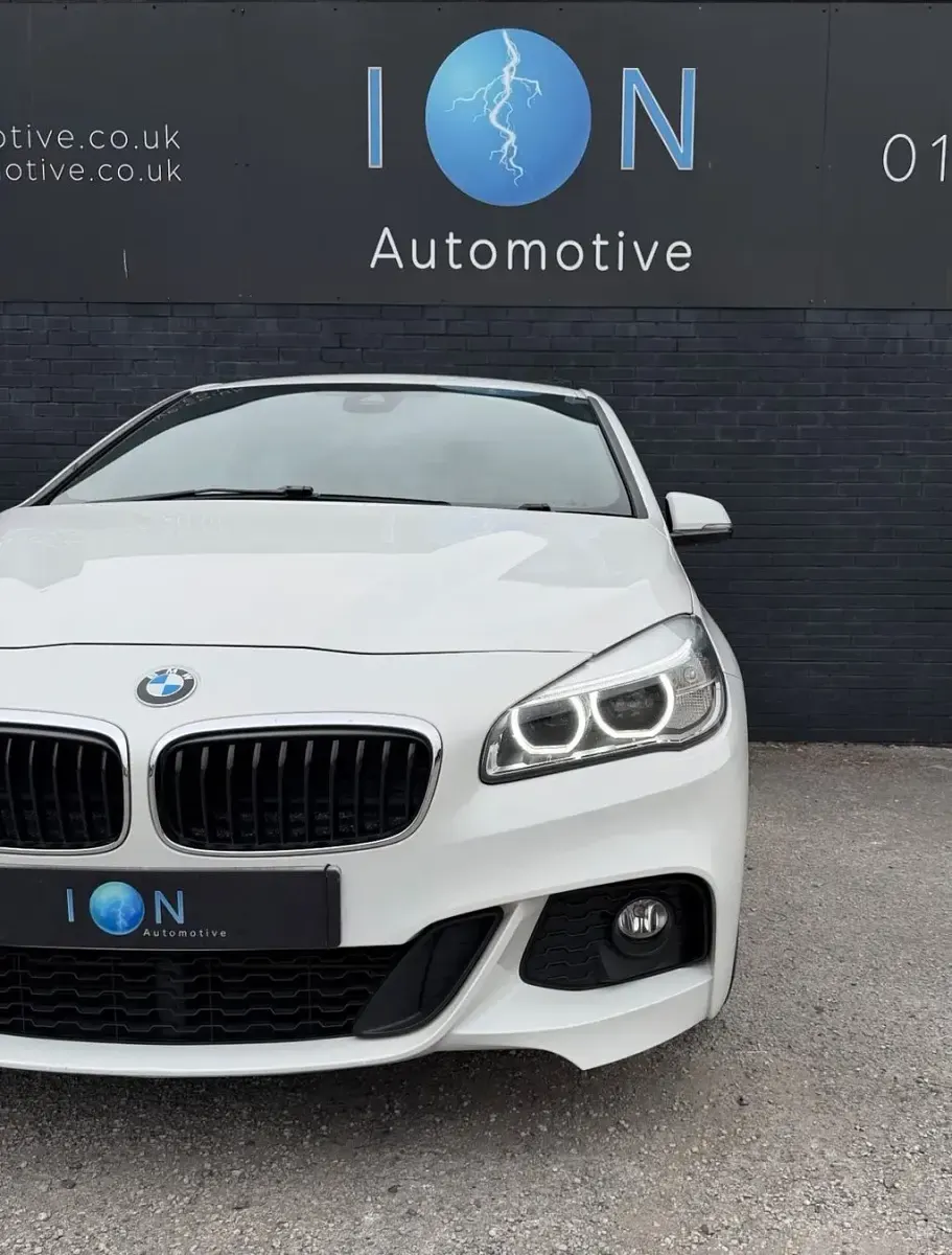 Used BMW 218 M Sport 2015 White Hatchback