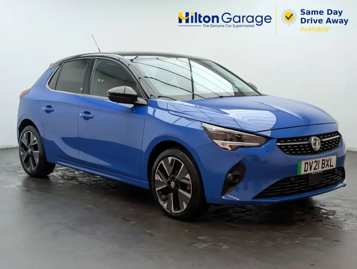 Second-hand Vauxhall Corsa-e Elite 2021 Albastru Hatchback