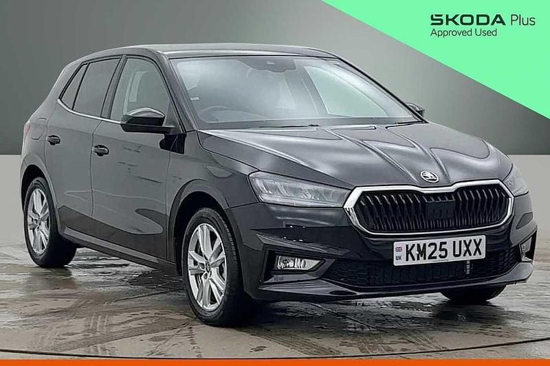 Used Skoda Fabia SE L 85 HP (62 kW) 2025 Black magic pearl effect Hatchback