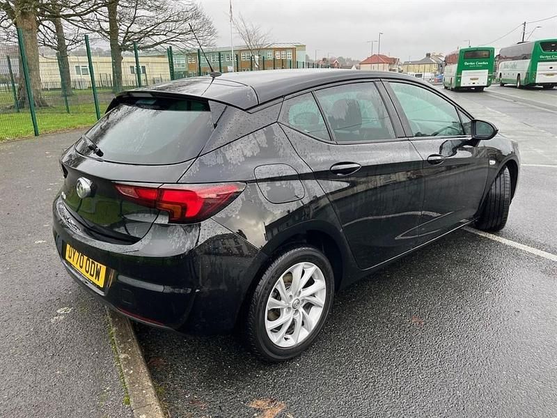 Used Vauxhall Astra 122 HP (89 kW) 2020 Black Hatchback