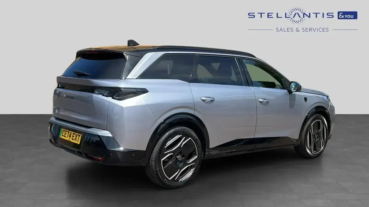 Used Peugeot 5008 GT 152 kW (207 HP) 2024 Grey SUV