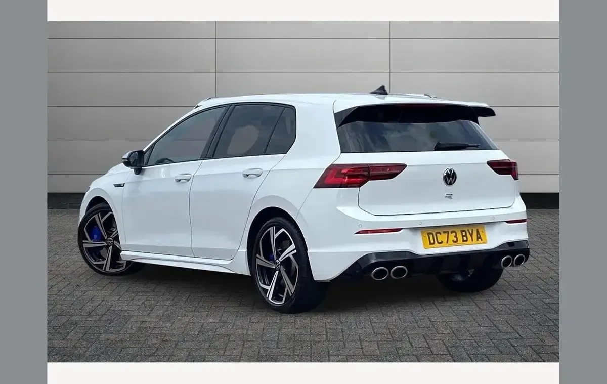 Used VW Golf VIII R 320 HP (235 kW) 2024 White Hatchback
