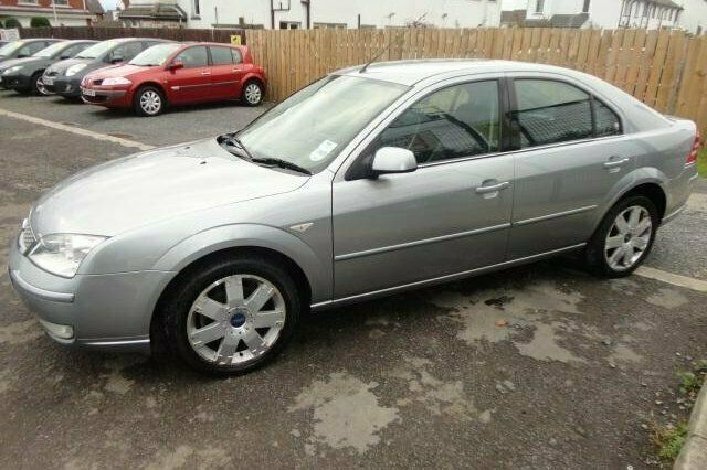 Used 2005 Ford Mondeo Hatchback | £2,495 (Fair price) - Image 1/4