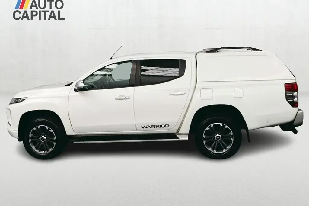 Usado Mitsubishi L200 Warrior 150 CV (110 kW) 2020 Blanco Pickup/Camioneta