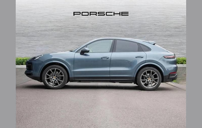 Used Porsche Cayenne 334 HP (245 kW) 2020 Blue SUV