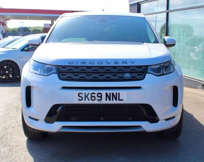 Second-hand Land Rover Discovery Sport SE Dynamic 240 CP (176 kW) 2019 Alb SUV