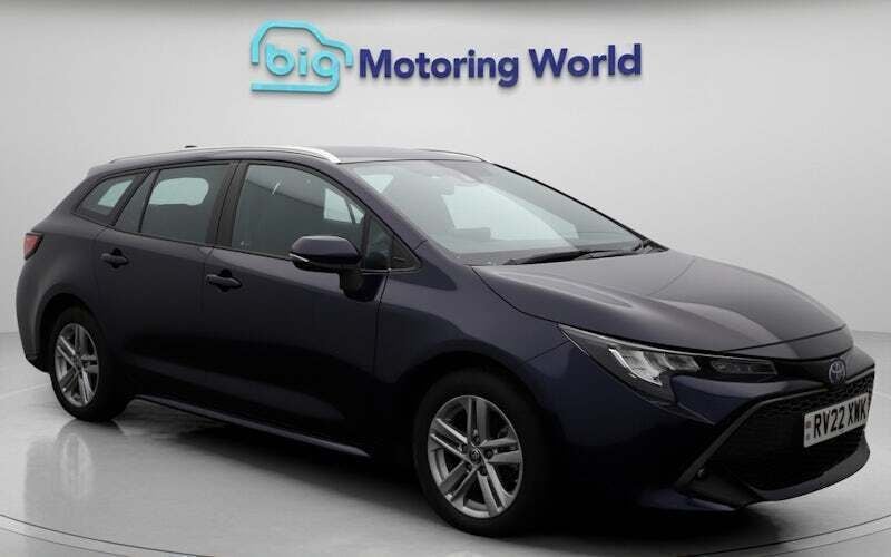 Used 2022 Toyota Corolla Estate | £18,600 (Good price) - Image 1/4