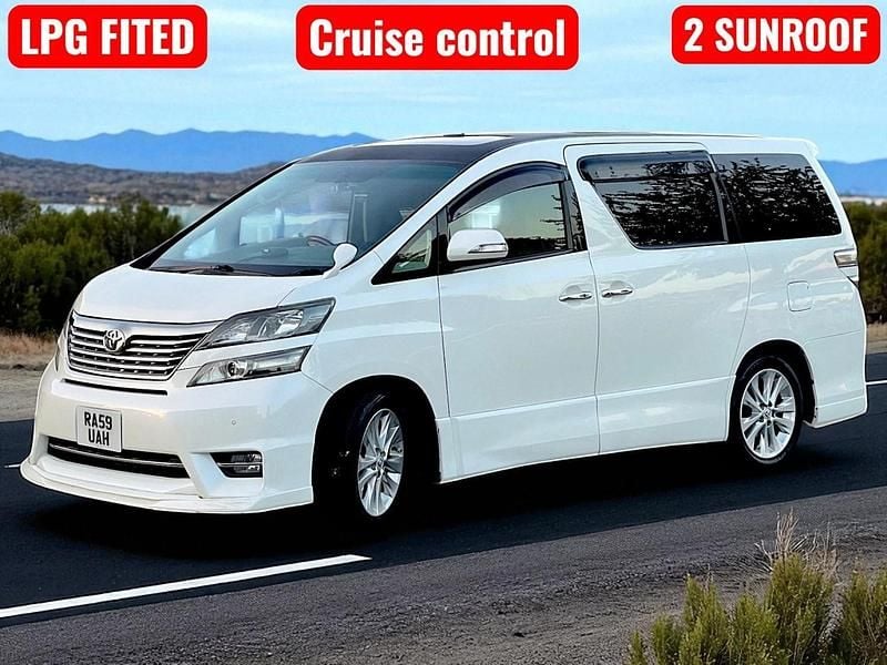 White Used 2010 Toyota Alphard MPV | £6,790 - Image 1/4