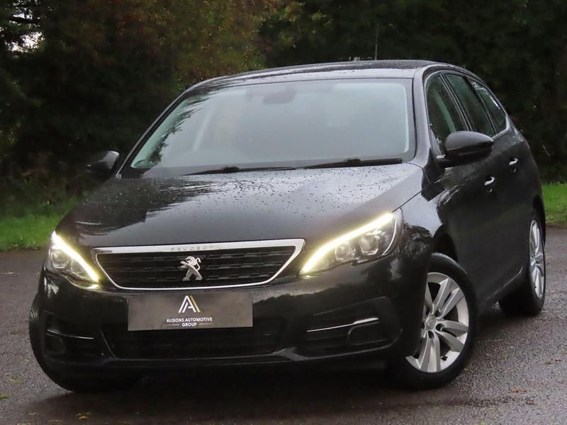 Black Used 2020 Peugeot 308 Active Estate | £7,494 (Fair price) - Image 1/4