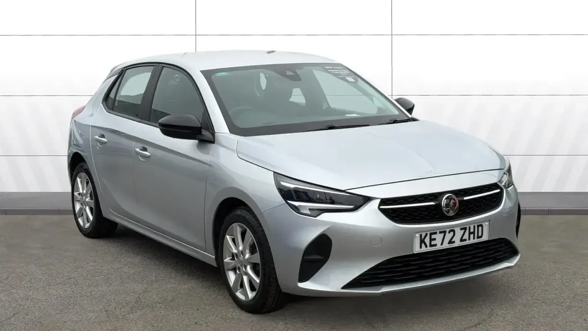 Used Vauxhall Corsa Design Edition 101 HP (74 kW) 2023 Hatchback