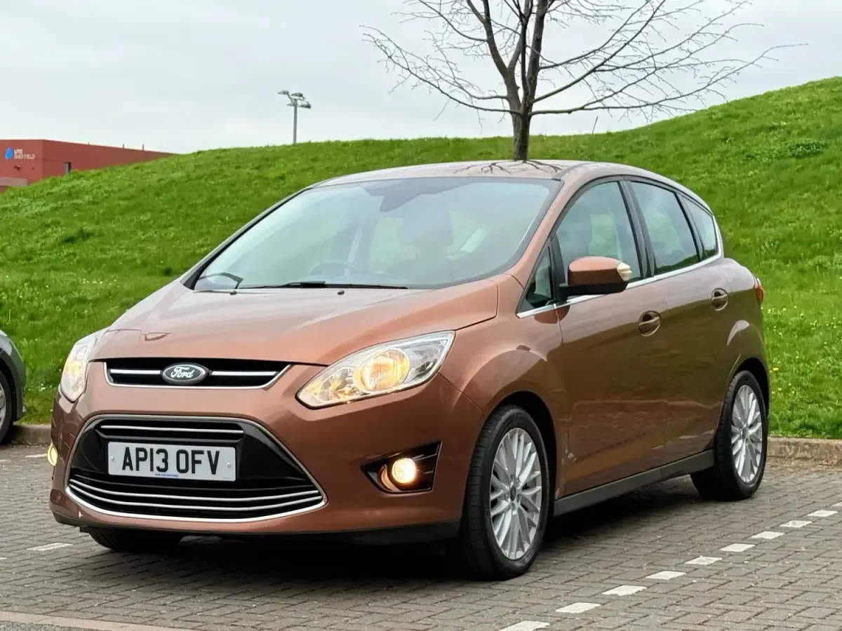 Begagnad Ford C-MAX Titanium 2013 Brun Minibuss