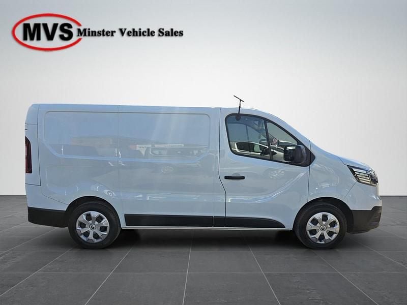 Used Renault Trafic Business 2022 White MPV